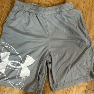 Almost new boys Xl under armor shorts